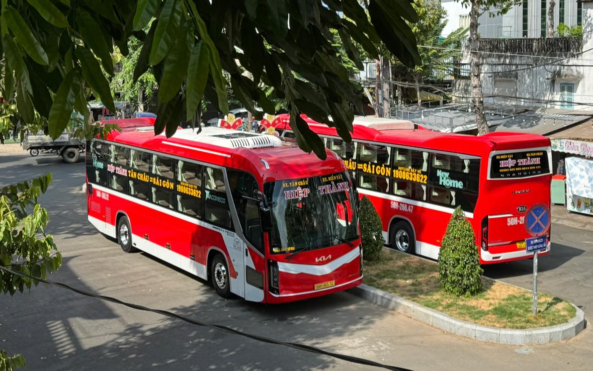 Nhà xe Hiệp Thành